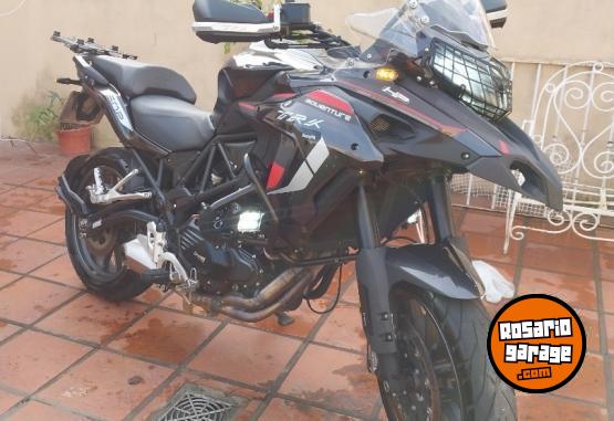 Motos - Benelli Trk 502 2023 Nafta 10100Km - En Venta