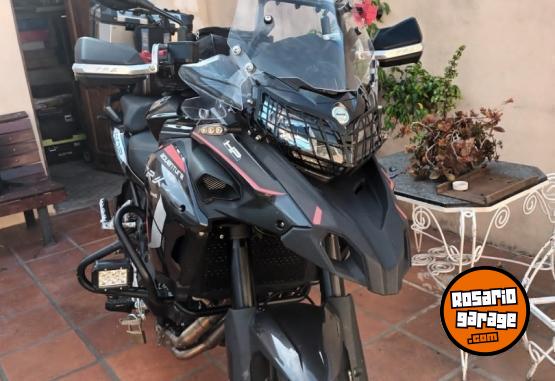 Motos - Benelli Trk 502 2023 Nafta 10100Km - En Venta