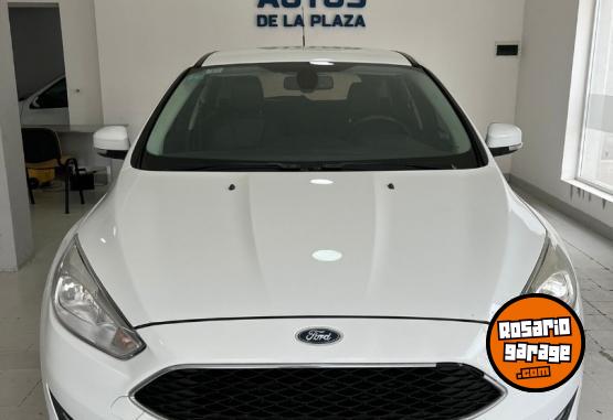 Autos - Ford Focus SE 2017 Nafta 135000Km - En Venta