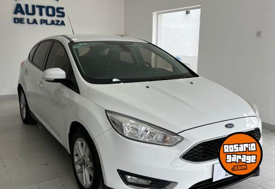 Autos - Ford Focus SE 2017 Nafta 135000Km - En Venta