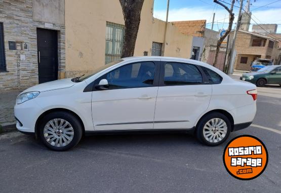 Autos - Fiat Grand siena 2014 Nafta 110000Km - En Venta