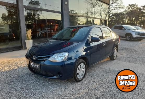 Autos - Toyota ETIOS 1.5 XS 2017 Nafta  - En Venta