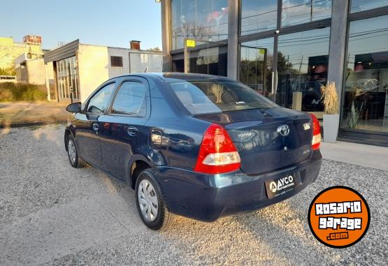 Autos - Toyota ETIOS 1.5 XS 2017 Nafta  - En Venta