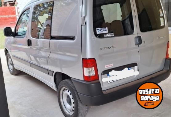 Utilitarios - Citroen Berlingo hdi 2018 Diesel 87000Km - En Venta