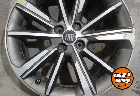 Accesorios para Autos - 1 Llanta 17" Fiat Cronos Muy buena $135.000. NO BAJO PRECIO - En Venta