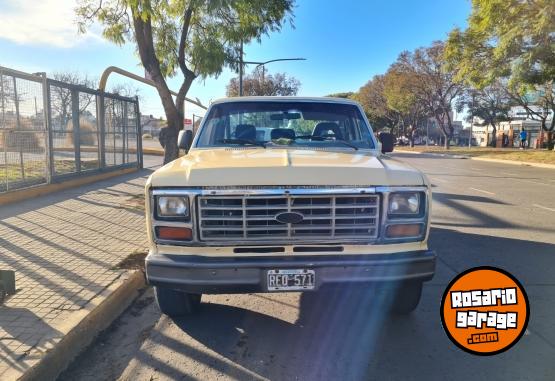 Camionetas - Ford F100 1986 GNC 200000Km - En Venta