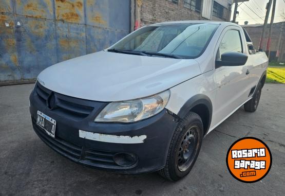 Camionetas - Volkswagen SAVEIRO  STRADA MONTANA 2013 Nafta 150000Km - En Venta