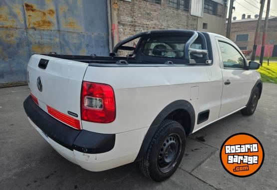 Camionetas - Volkswagen SAVEIRO  STRADA MONTANA 2014 Nafta 195000Km - En Venta