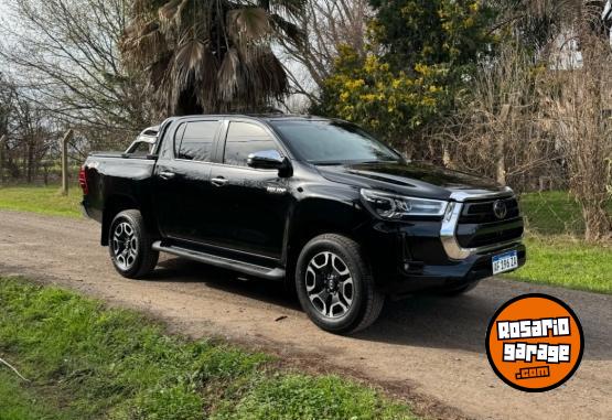 Camionetas - Toyota Hilux 2022 Diesel 107000Km - En Venta