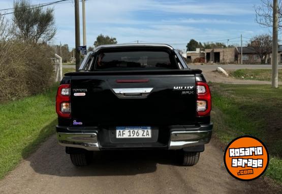 Camionetas - Toyota Hilux 2022 Diesel 107000Km - En Venta