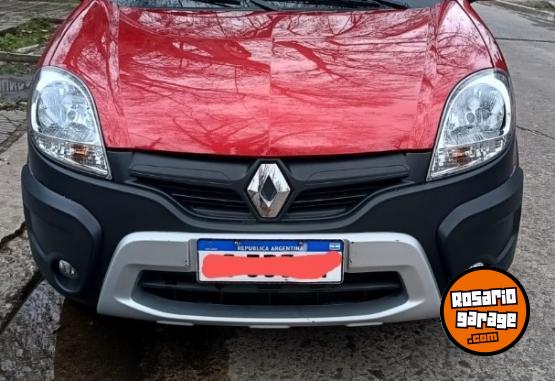 Utilitarios - Renault Kangoo 2018 GNC 63500Km - En Venta