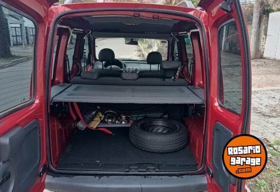 Utilitarios - Renault Kangoo 2018 GNC 63500Km - En Venta