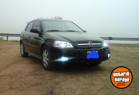 Autos - Chevrolet Astra  GLS 2011 Nafta 197000Km - En Venta