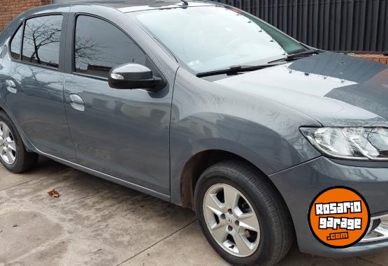 Autos - Renault Logan / Privilege 2016 Nafta 83000Km - En Venta