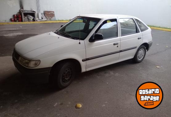 Autos - Volkswagen Pointer cli 1996 Nafta 111111Km - En Venta