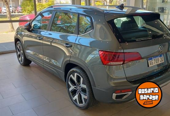 Autos - Volkswagen Taos highline 2024 Nafta 111Km - En Venta