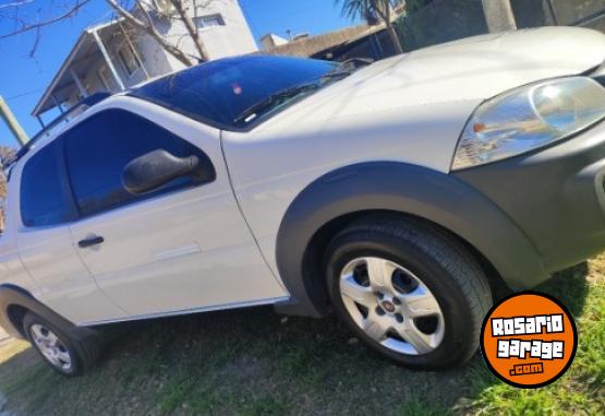 Camionetas - Fiat Strada working 2016 Nafta 110000Km - En Venta