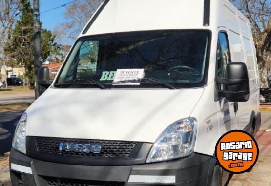 Utilitarios - Iveco Daily furgon 10m3 2018 Diesel 57000Km - En Venta