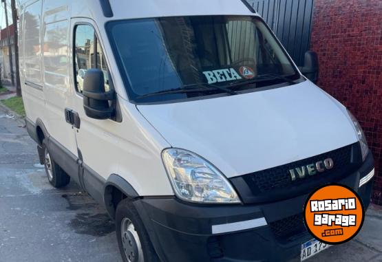 Utilitarios - Iveco Daily furgon 10m3 2018 Diesel 57000Km - En Venta