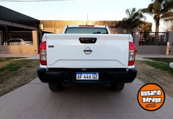 Camionetas - Nissan Frontier S 4x2 AT 2.3D CD 2022 Diesel 91400Km - En Venta