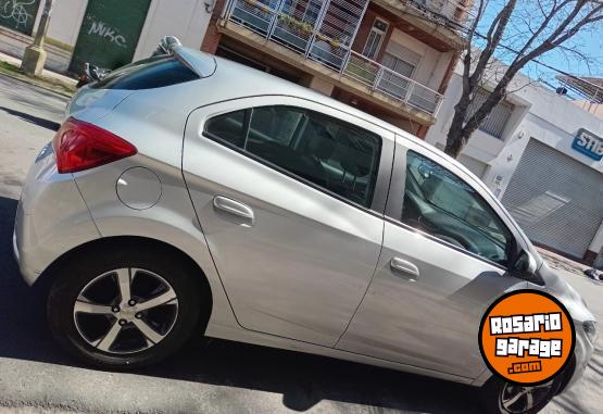 Autos - Chevrolet Onix Ltz 2017 Nafta 74300Km - En Venta