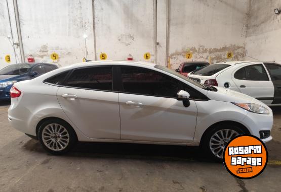 Autos - Ford Fiesta 2013 Nafta 126000Km - En Venta