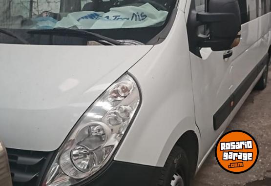 Utilitarios - Renault Master mini bus 2013 Diesel 280000Km - En Venta