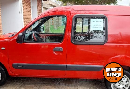 Utilitarios - Renault Kangoo 2014 GNC 95000Km - En Venta