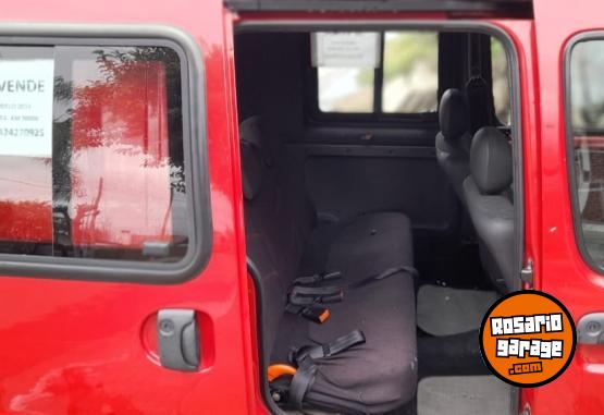 Utilitarios - Renault Kangoo 2014 GNC 95000Km - En Venta