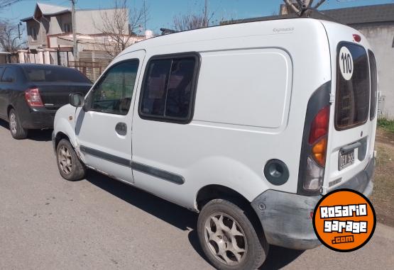 Utilitarios - Renault Kangoo 2000 Diesel 111111Km - En Venta