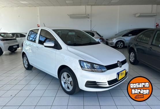 Autos - Volkswagen Fox Trendline 2016 Nafta 100000Km - En Venta