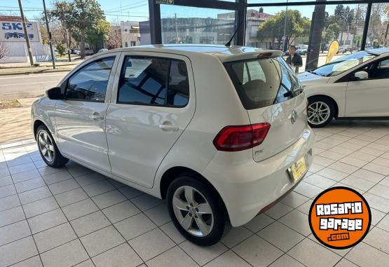 Autos - Volkswagen Fox Trendline 2016 Nafta 100000Km - En Venta