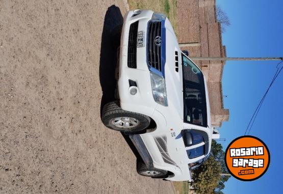 Camionetas - Toyota Hilux 2012 Diesel 180000Km - En Venta