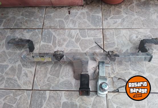 Accesorios para Autos - Enganche Fiat Strada - En Venta