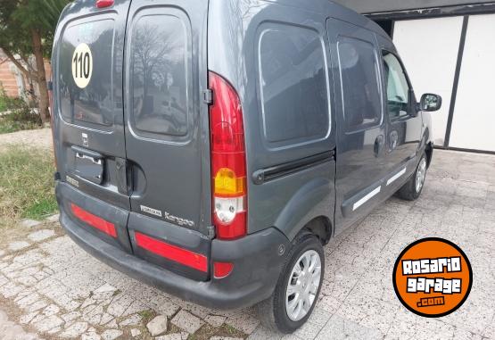 Utilitarios - Renault Kangoo 2011 Nafta 198000Km - En Venta