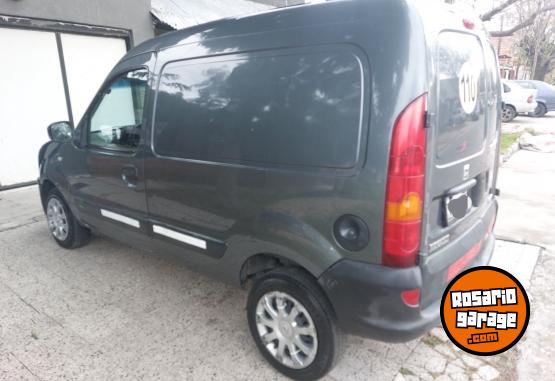 Utilitarios - Renault Kangoo 2011 Nafta 198000Km - En Venta