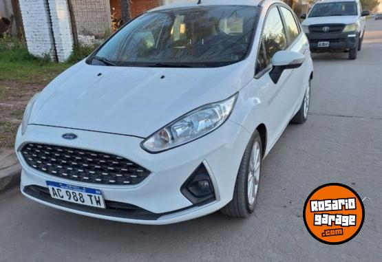 Autos - Ford Fiesta Kinetic SE 2018 Nafta 80000Km - En Venta