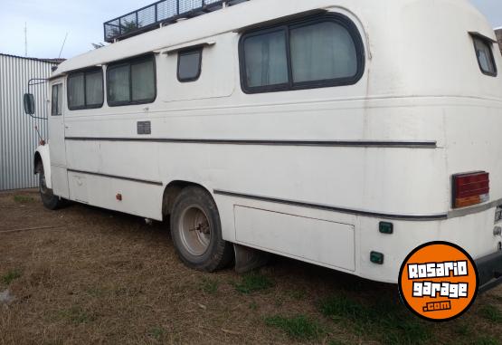 Camiones y Gras - Motorhome Mercedes Benz 911 - En Venta