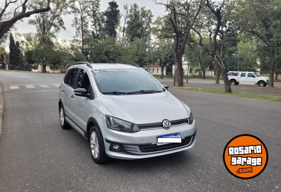 Autos - Volkswagen SURAN 2018 Nafta 84000Km - En Venta