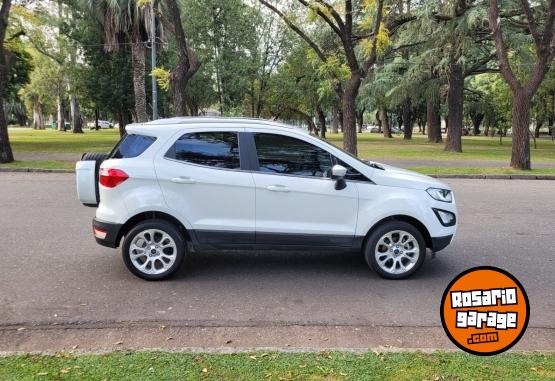 Autos - Ford ECOSPORT TITANIUM 2020 Nafta 60000Km - En Venta