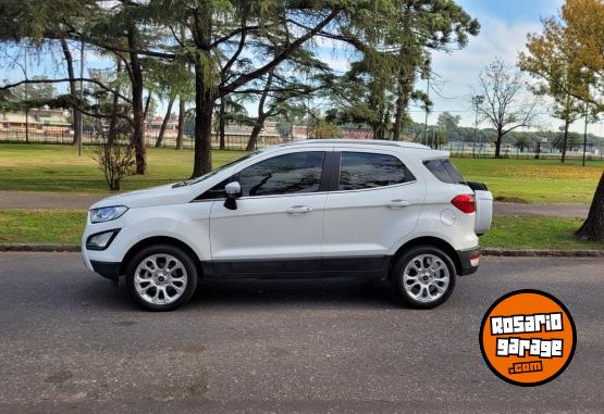 Autos - Ford ECOSPORT TITANIUM 2020 Nafta 60000Km - En Venta