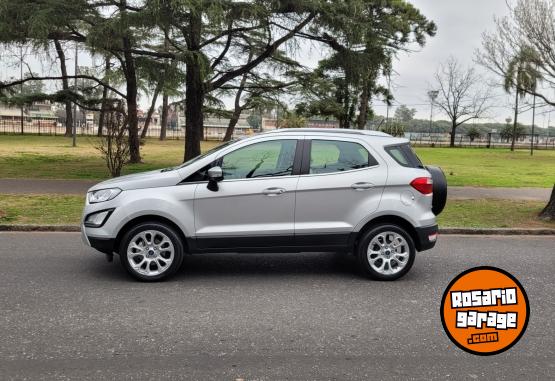 Autos - Ford ECOSPORT TITANIUM 2018 Nafta 60000Km - En Venta