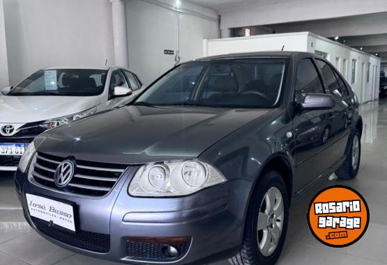 Autos - Volkswagen BORA 2009 GNC 180000Km - En Venta