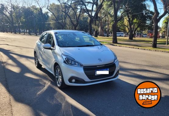 Autos - Peugeot 208 FELINE 2020 Nafta 40000Km - En Venta