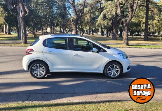 Autos - Peugeot 208 FELINE 2020 Nafta 40000Km - En Venta