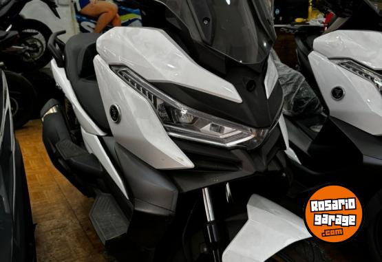 Motos - Voge SR4 MAX 2023 Nafta 4100Km - En Venta