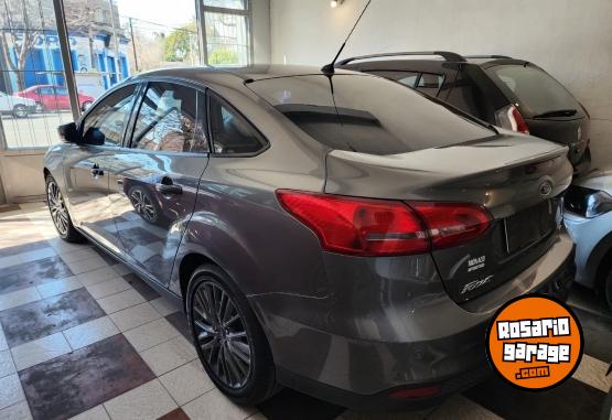 Utilitarios - Ford Focus 2017 Nafta 103000Km - En Venta