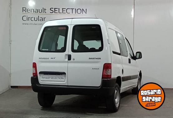 Utilitarios - Peugeot PARTNER CONFORT 5A HDI 2022 Diesel 59700Km - En Venta