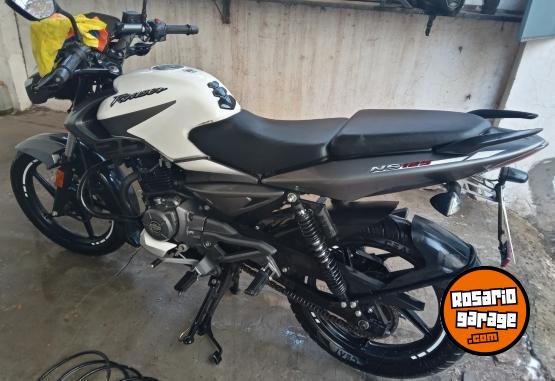 Motos - Bajaj Rouser Ns 125 2021 Nafta 14000Km - En Venta