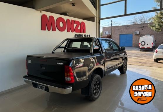 Camionetas - Toyota Hilux 2006 Diesel 245000Km - En Venta